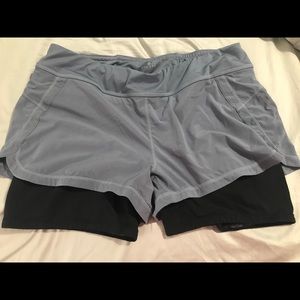 Athleta 2 in 1 pulse shorts XL